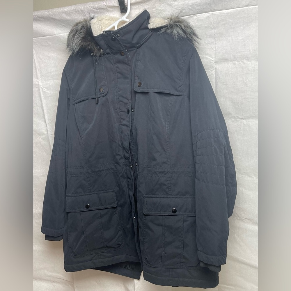 SEBBY Women's Black Coat 2XL (XXL) Jacket Utility Parka Fur Lined Hood NWT